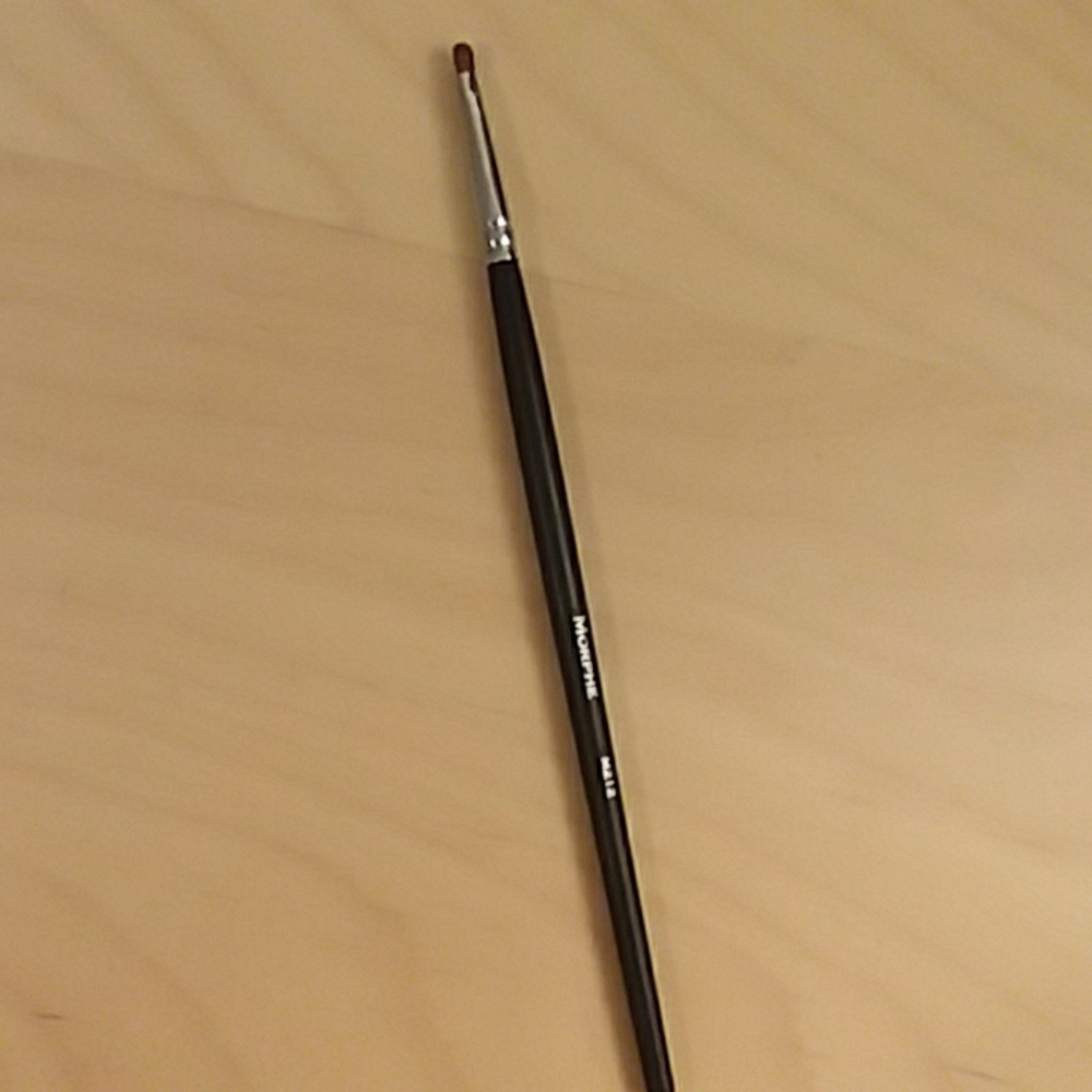Morphe makeup brush
